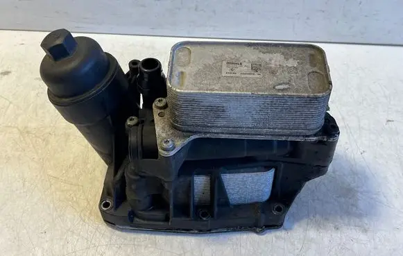 BMW X6 F16 Oil filter mounting bracket 70510184 8510856 015210218