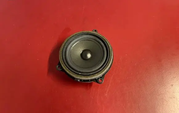 BMW X1 F48 F49 Front door speaker 9281896