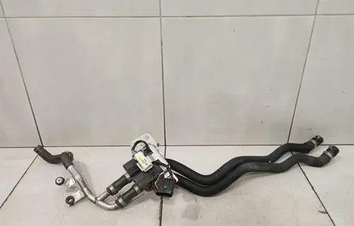 Ferrari FF Coolant heater control valve 67635900