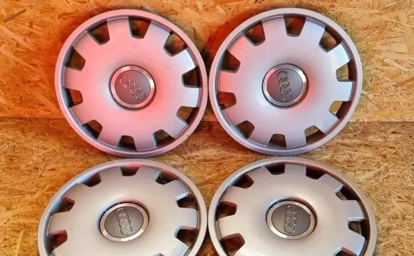 Audi A4 S4 B7 8E 8H R16 wheel hub/cap/trim 4B0601147D