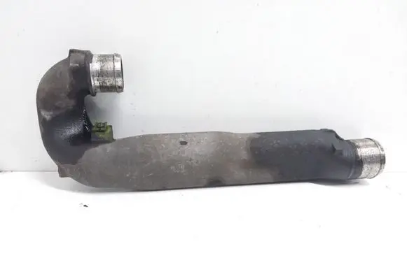 Opel Zafira B Intercooler hose/pipe 55353825