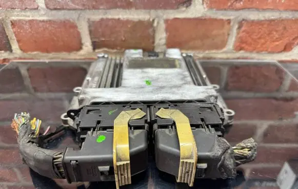 Ford Fiesta Engine control unit/module GN1512A650LB 0261S18588