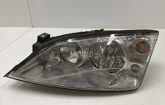 Ford Mondeo Mk III Headlight/headlamp 1S7113006BM 0301174601