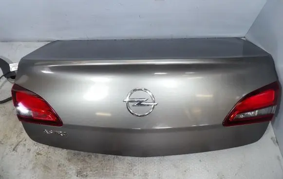 Bedford Astra Tailgate/trunk/boot lid