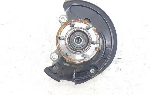 Ford F150 Front wheel hub 1FTEW1E59JFC922129 51510180R AA1351