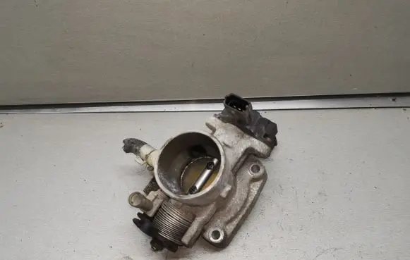 Hyundai Accent Throttle valve 3515022600