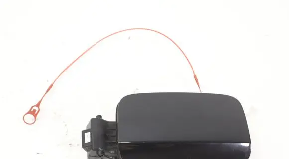 Audi Q3 8U Fuel tank cap trim 8U0809906B