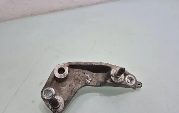 Honda Civic Gearbox mounting bracket 55SMJ