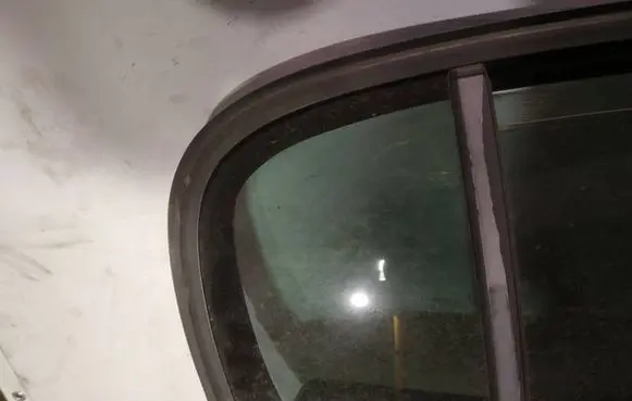 Opel Signum Rear vent window glass as3