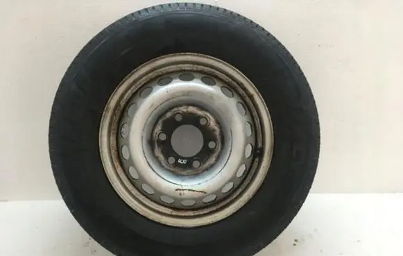 Mercedes-Benz Sprinter W906 R15 steel rim 