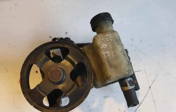 Mazda 6 Power steering pump PA66GF