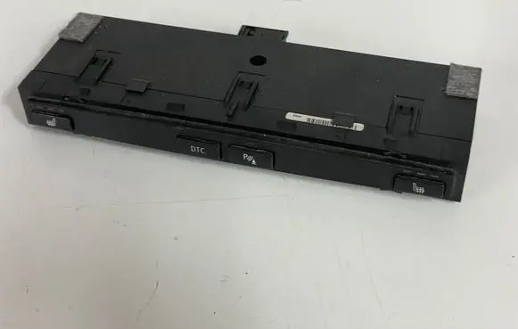 BMW 5 E60 E61 Seat heating switch 6952479
