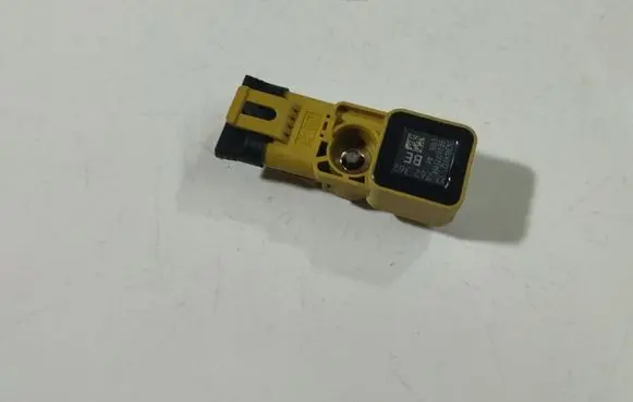 Opel Corsa D Airbag deployment crash/impact sensor 13262362