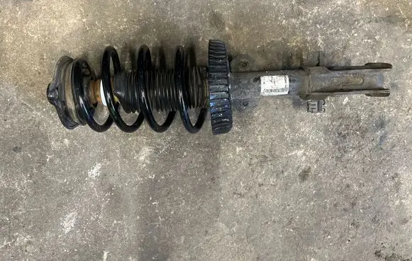 Mercedes-Benz V Class W447 Front shock absorber with coil spring A4473204838 71646 1000957263