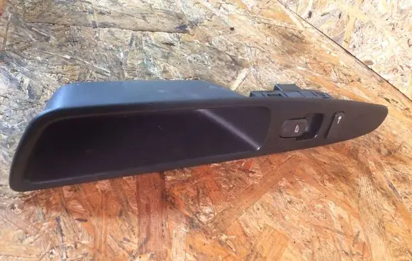 Volvo S40, V40 Electric window control switch 30889753