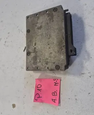 Renault Megane I Engine control unit/module 0281001590 7700107258 7700868305