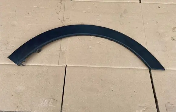 Mitsubishi Space Star Front arch trim 