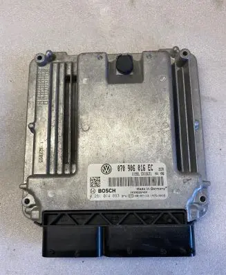 Volkswagen Transporter - Caravelle T5 Engine control unit/module 070906016EC 1039S26400 0281014893