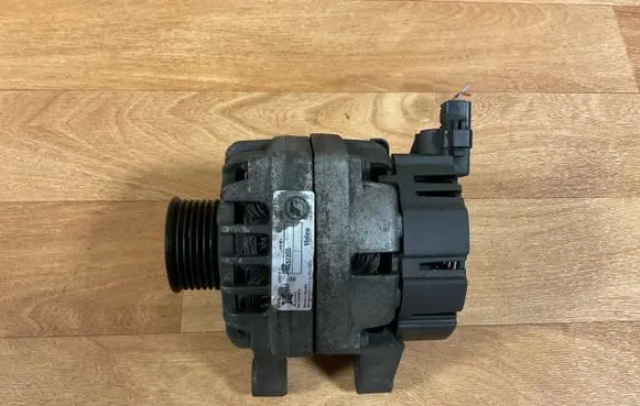 Citroen Xsara Generator/alternator C542484R SG7S015