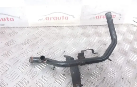 Audi A4 S4 B5 8D Engine coolant pipe/hose 028121065L