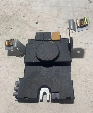 Audi A3 S3 8P Antenna control unit 8P3035225