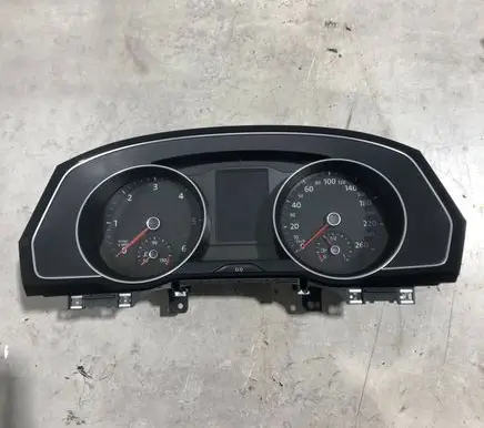 Volkswagen PASSAT B8 Speedometer (instrument cluster) 3G0920751