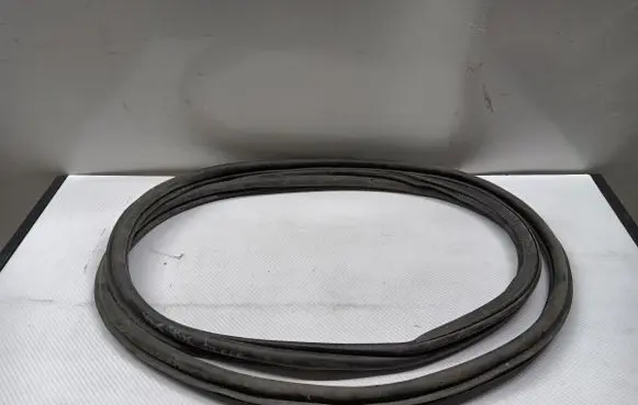 Skoda Scala Sliding door rubber seal 657867365G