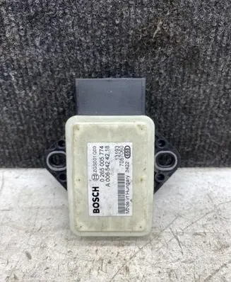 Mercedes-Benz Sprinter W906 ESP acceleration yaw rate sensor A0065424218
