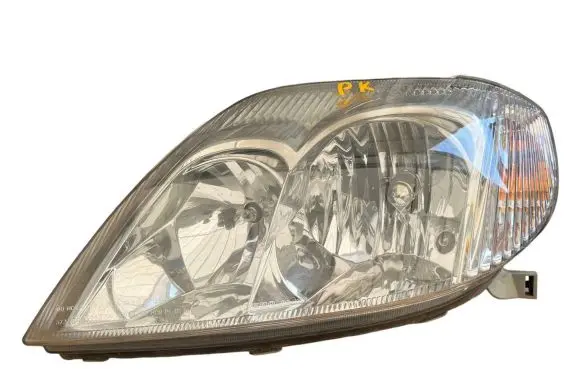 Toyota Corolla Verso E121 Headlight/headlamp 0821211J9L