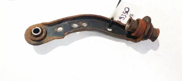 Nissan Note (E11) Engine mount bracket