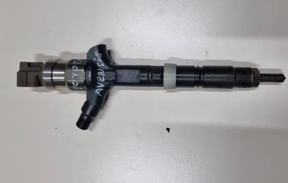 Fuel injector