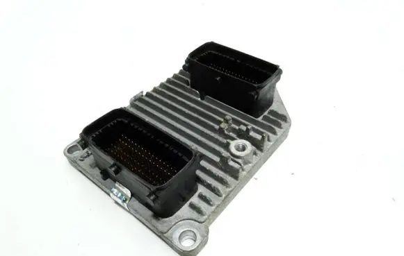 Opel Vectra C Engine control unit/module 55352666 S0301007 5WK91740