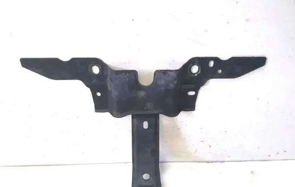 Mazda CX-5 Headlight/headlamp mounting bracket
