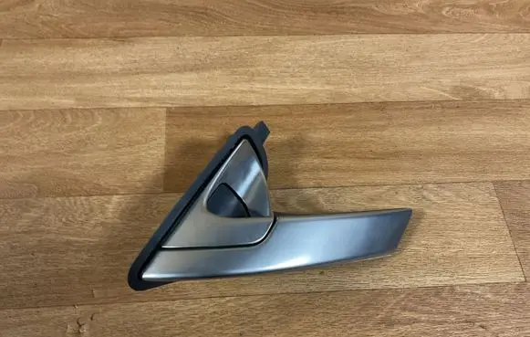 Nissan Primera Rear door interior handle Z50252000 80670BA