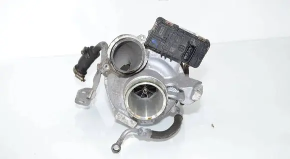 BMW 5 F10 F11 Turbo 7823202 7823270 11657823270