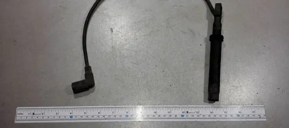 Volkswagen PASSAT B5.5 Ignition plug leads 022035255 0300334104 06A035281A
