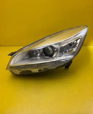 Ford Kuga II Headlight/headlamp CV4413D155AG