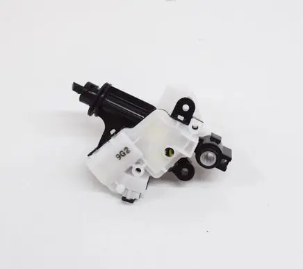 Toyota Prius (XW50) Fuel tank cap lock