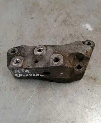Volkswagen Jetta V A/C compressor mount bracket 1K0199117