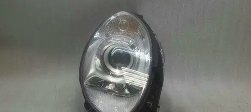 Mercedes-Benz R W251 Headlight/headlamp A2518202661