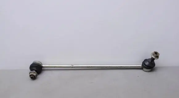 Volkswagen PASSAT B8 Front anti-roll bar/stabilizer link 5Q0411315A
