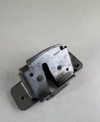 Chrysler Grand Voyager V Sliding door lock 020333
