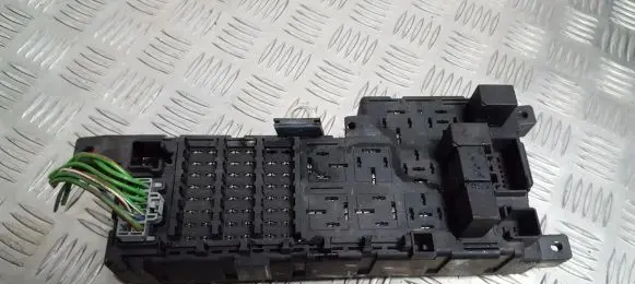 Volvo S60 Fuse box set 518322110 9452993