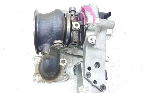 Peugeot 208 Turbo MGT1241Z 9836081180 YAV04921Y