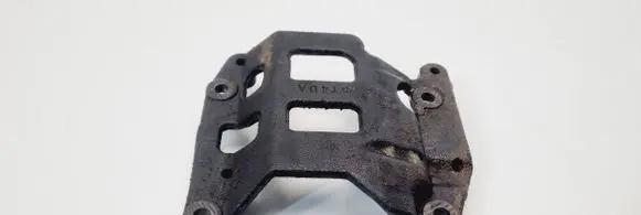 Toyota Avensis T250 Engine mounting bracket 246260487