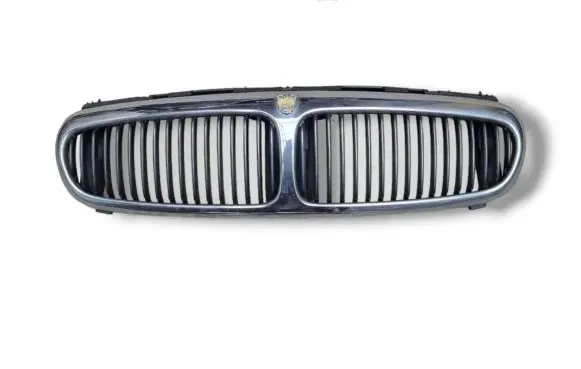 Jaguar X-Type Front grill 4X43-8A100-AD