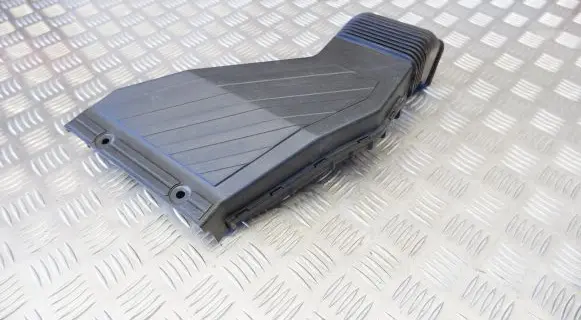 Hyundai Tucson TL Air intake duct part 28210D3100