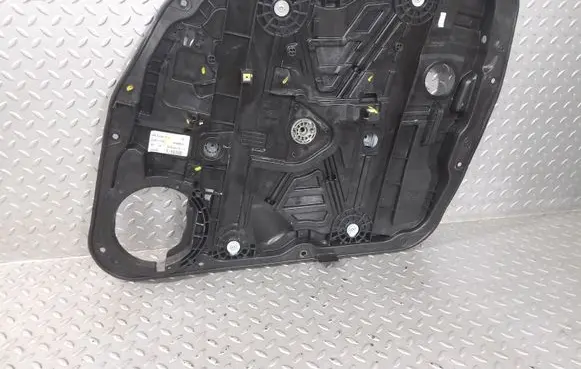 KIA Sportage Front window lifting mechanism without motor 82480F1670