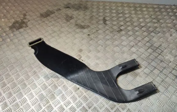 Subaru Forester SG Air intake hose/pipe 72511SA010