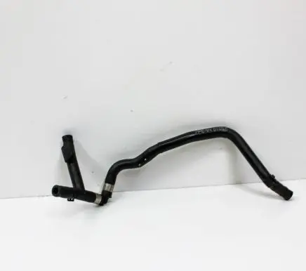 Volkswagen Touareg II Engine coolant pipe/hose 7P5121058